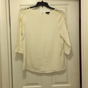 3/4 length cream lacy top
